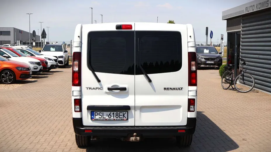 RENAULT Trafic -