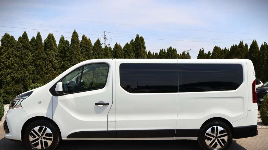 RENAULT Trafic -