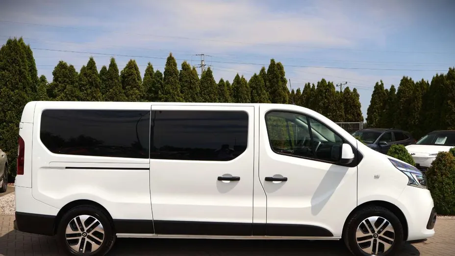 RENAULT Trafic -