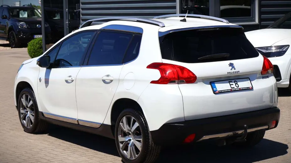 PEUGEOT 2008 -