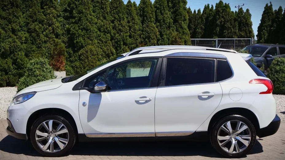 PEUGEOT 2008 -