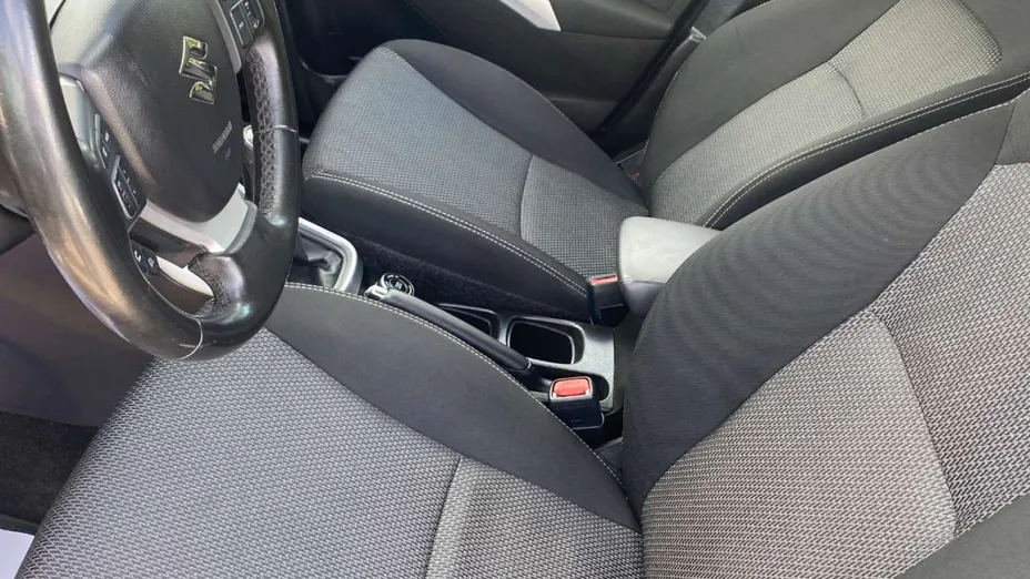 SUZUKI SX4 -