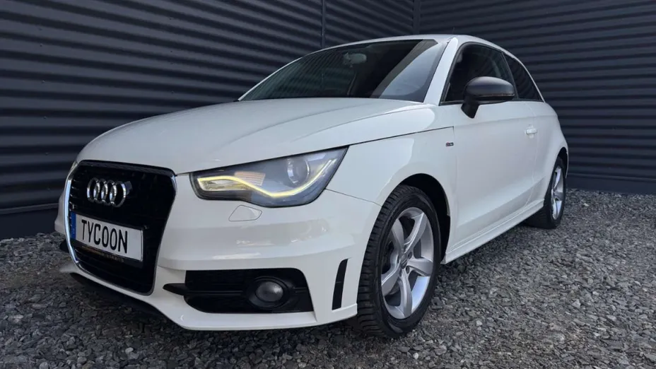 AUDI A1 -
