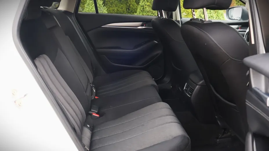 MAZDA 6 -