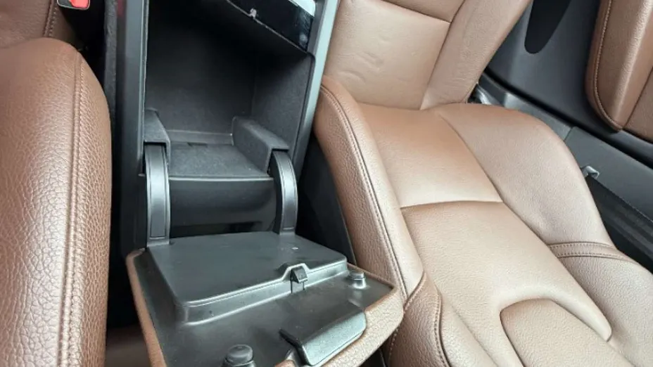 VOLVO XC60 -