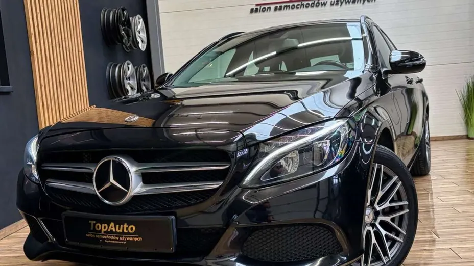 MERCEDES-BENZ C Klasa -