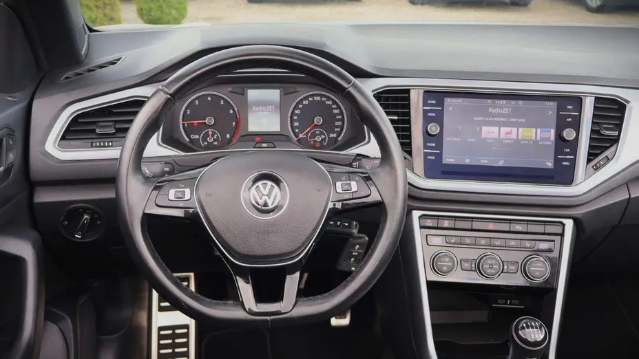 VOLKSWAGEN T-ROC -