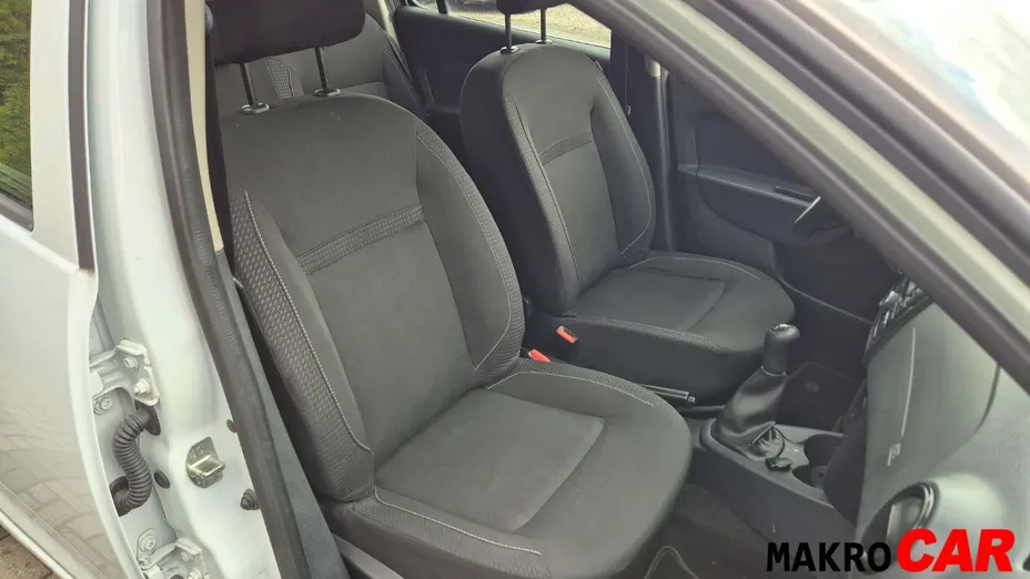 DACIA Sandero -