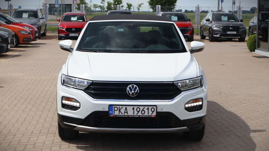 VOLKSWAGEN T-ROC -
