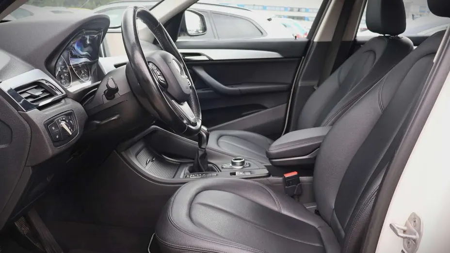 BMW X1 -