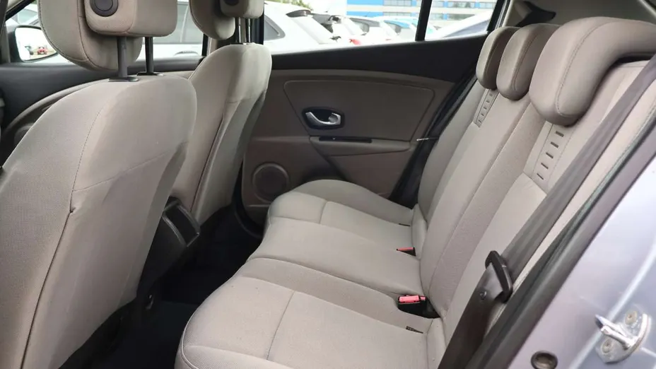RENAULT Megane -