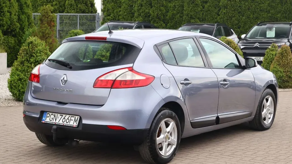 RENAULT Megane -