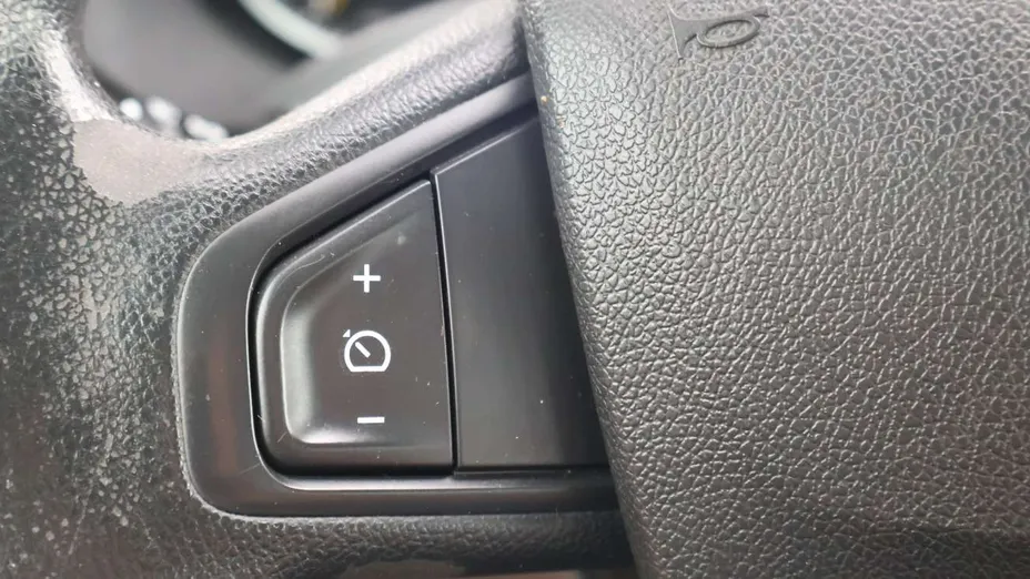 RENAULT Megane -