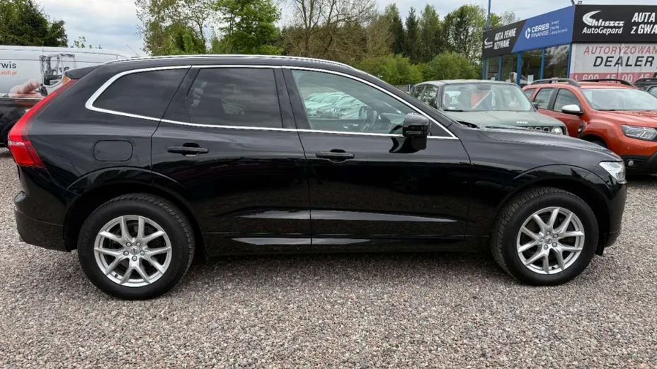 VOLVO XC60 -