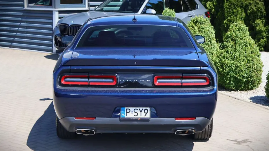 DODGE Challenger -