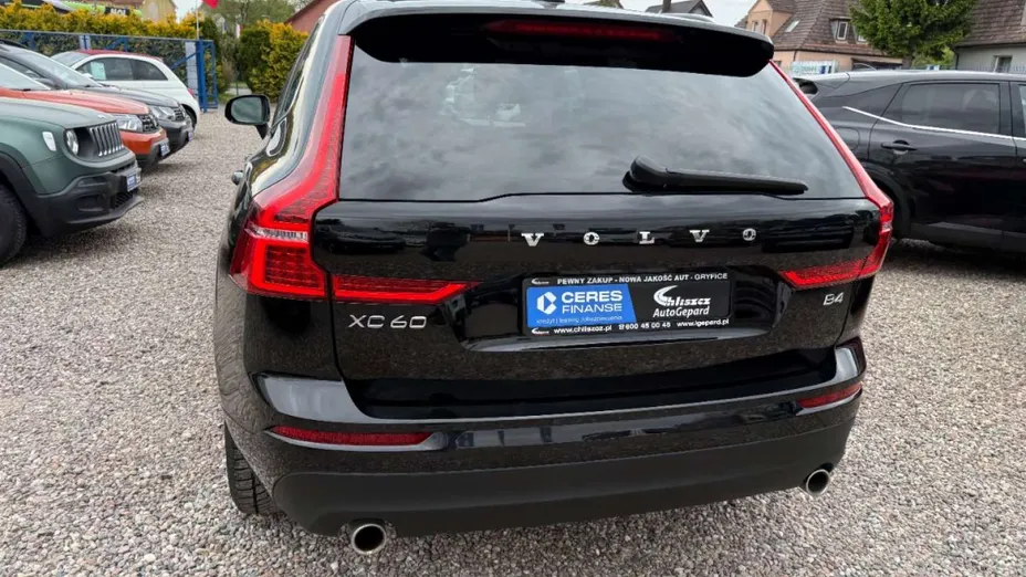 VOLVO XC60 -