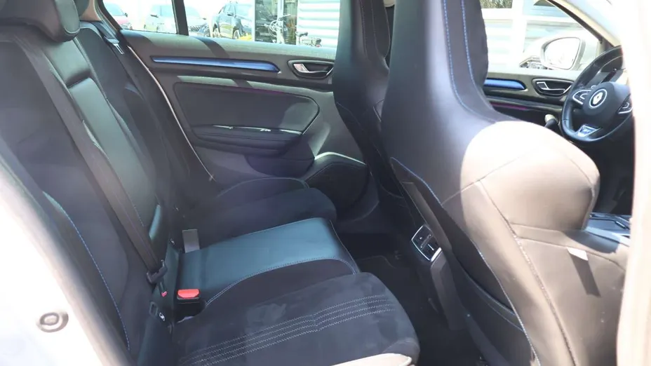 RENAULT Megane -
