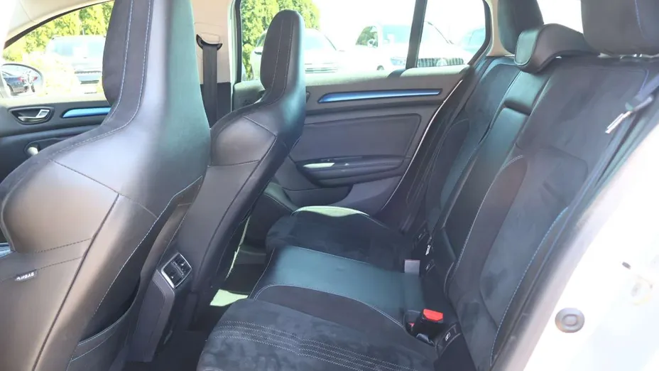 RENAULT Megane -