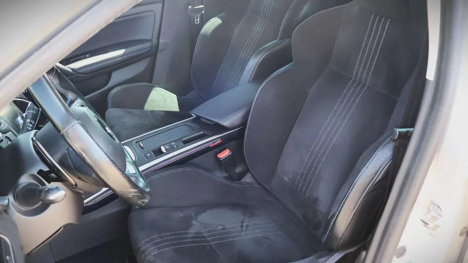 RENAULT Megane -