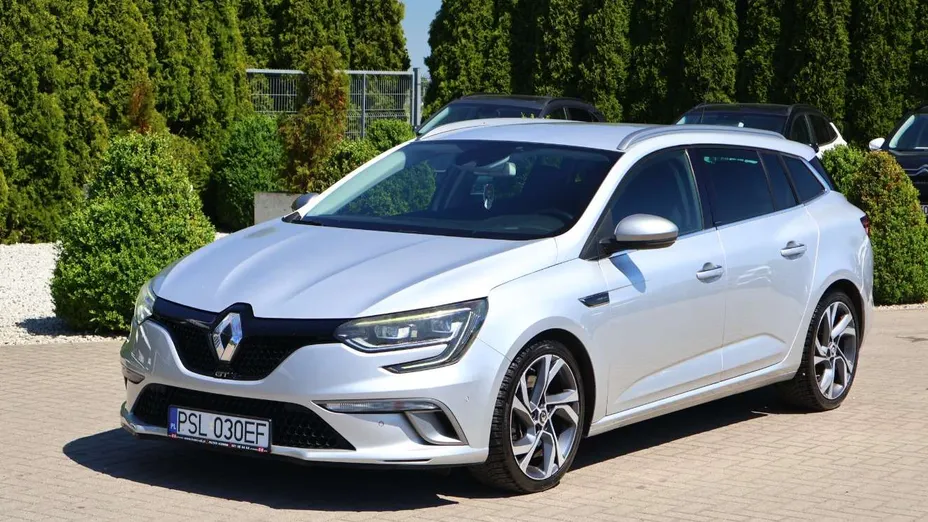 RENAULT Megane -