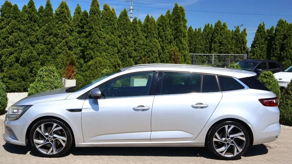 RENAULT Megane -
