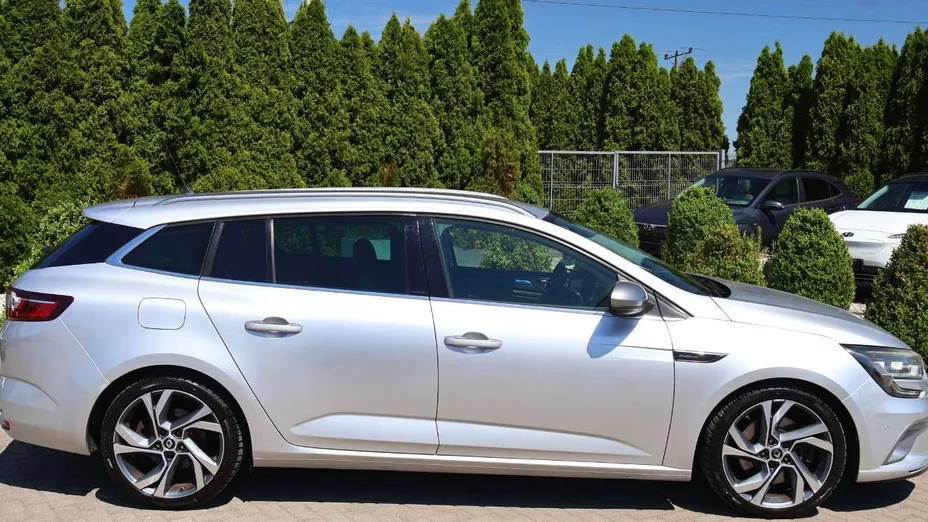 RENAULT Megane -