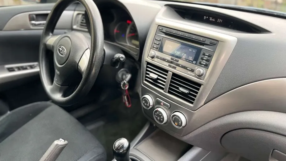 SUBARU Impreza -