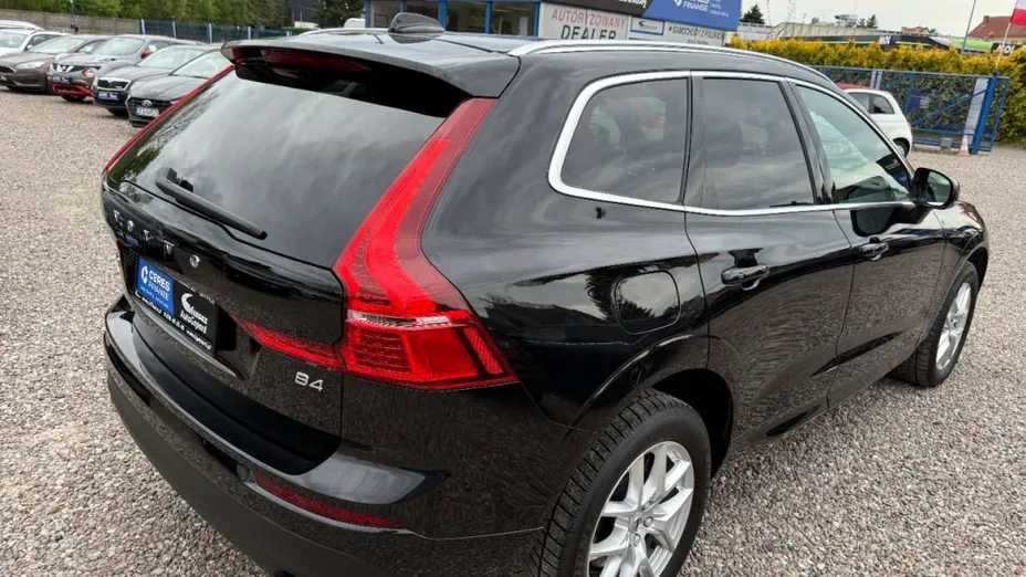 VOLVO XC60 -