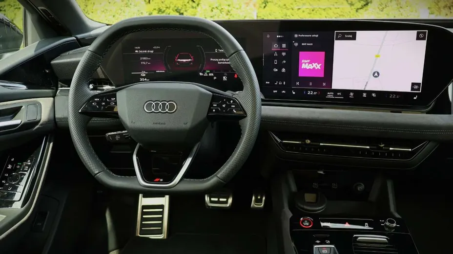 AUDI A6 -