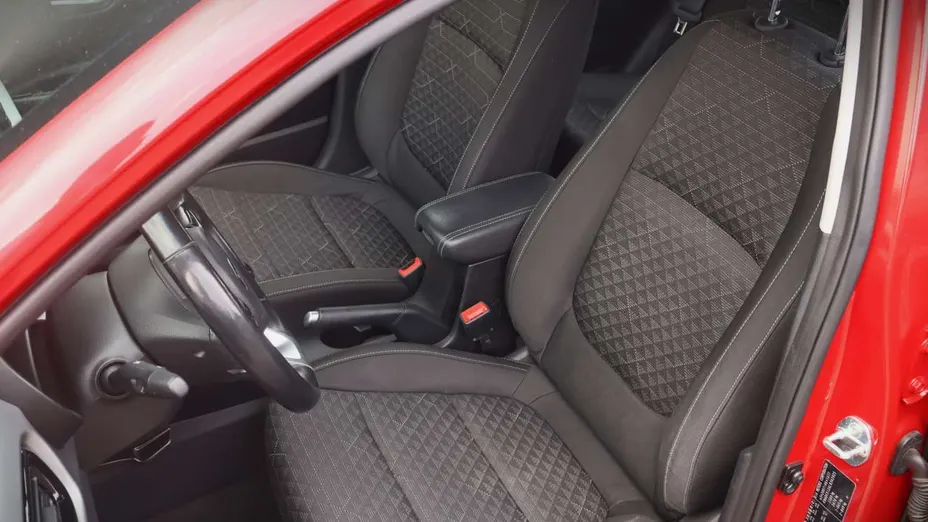 KIA Rio -