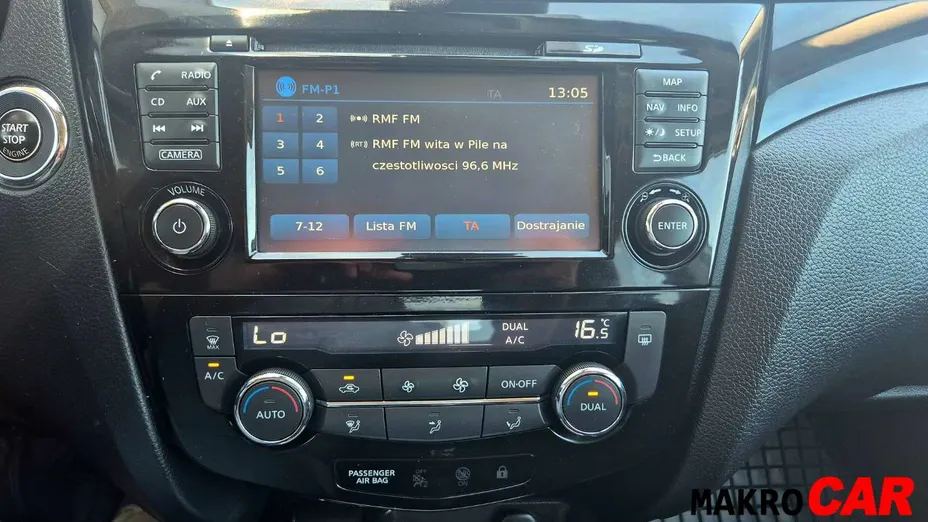 NISSAN Qashqai -