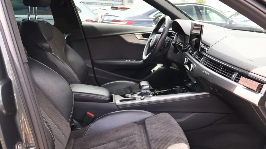 AUDI A4 Avant -