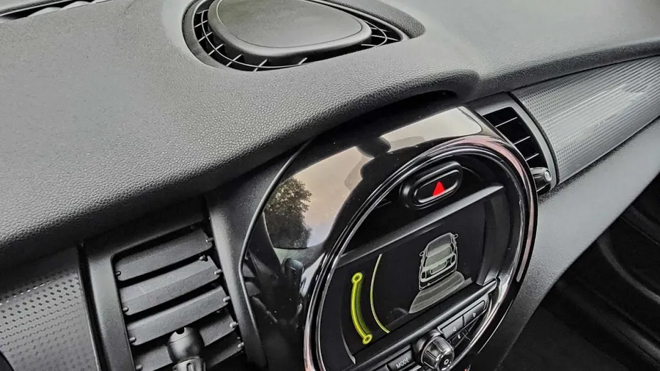 MINI Cooper -