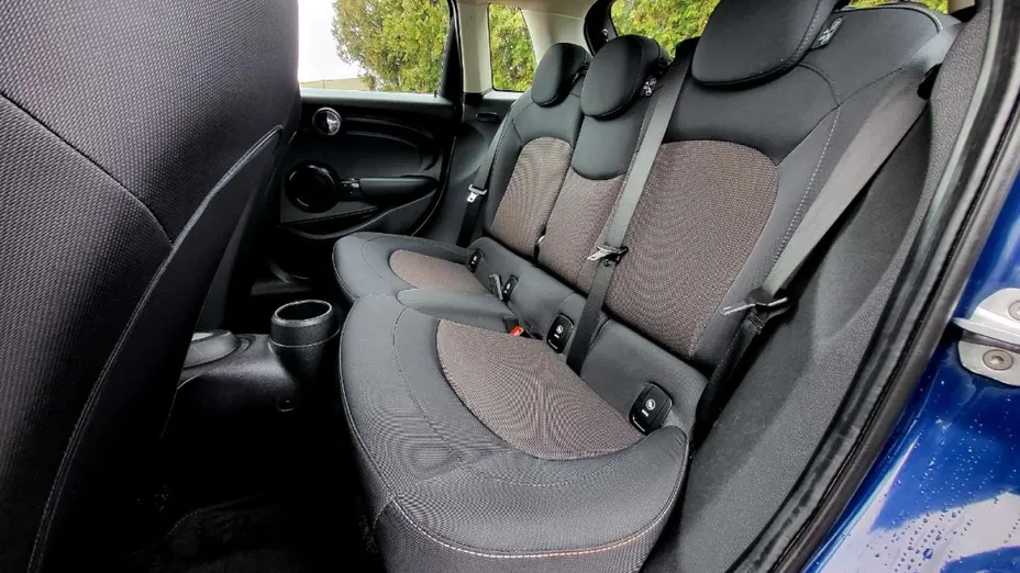 MINI Cooper -