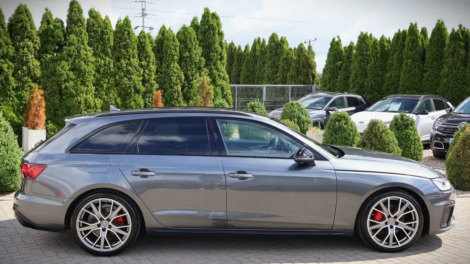 AUDI A4 Avant -