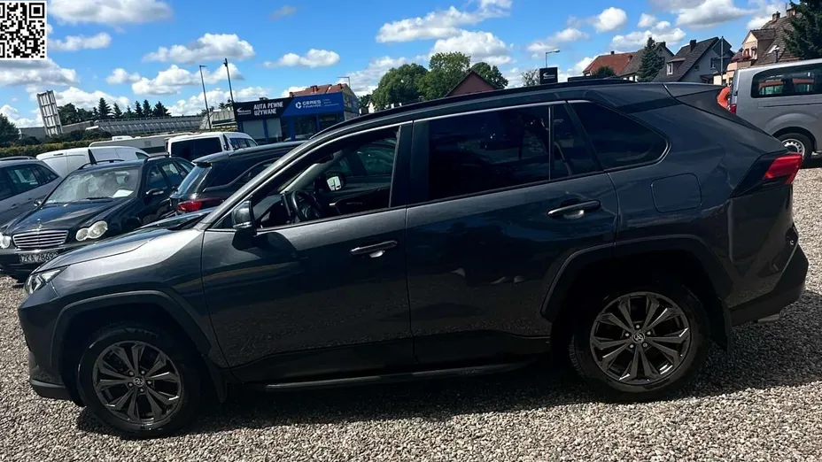 TOYOTA RAV4 -