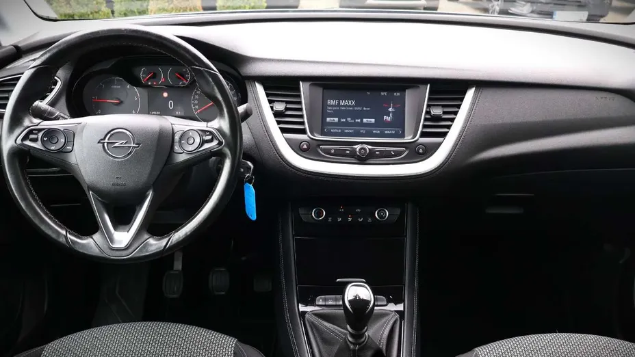 OPEL Grandland X -