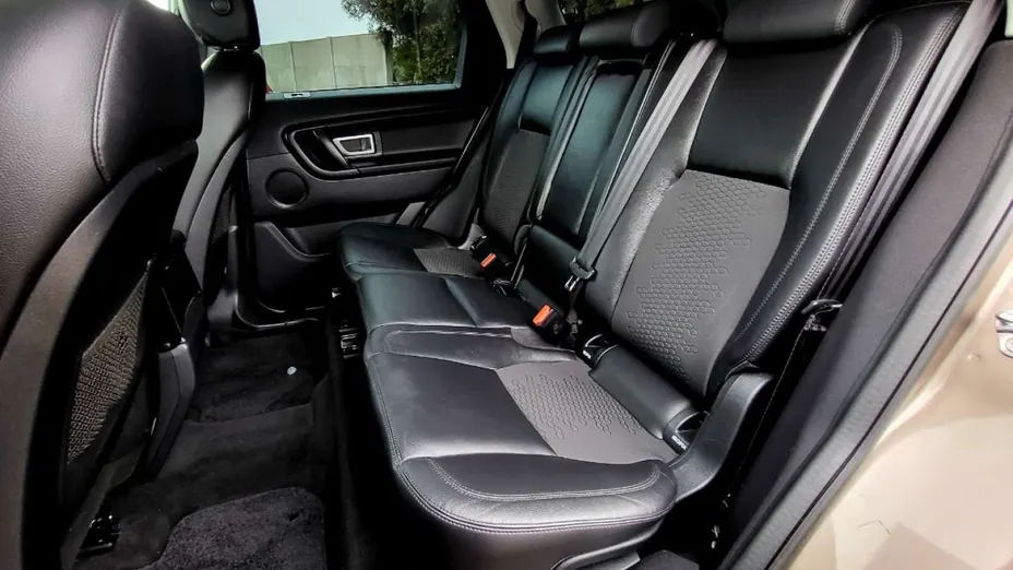 LAND ROVER Discovery Sport -