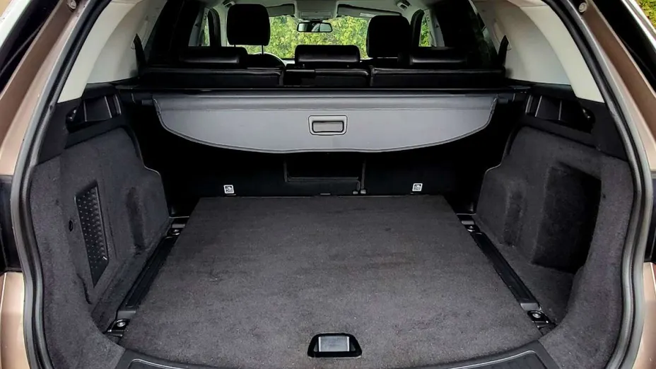 LAND ROVER Discovery Sport -