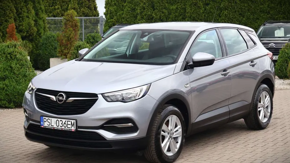 OPEL Grandland X -