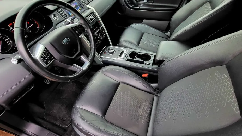 LAND ROVER Discovery Sport -