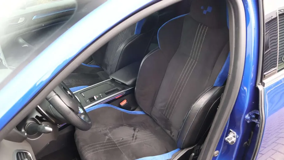 RENAULT Megane -