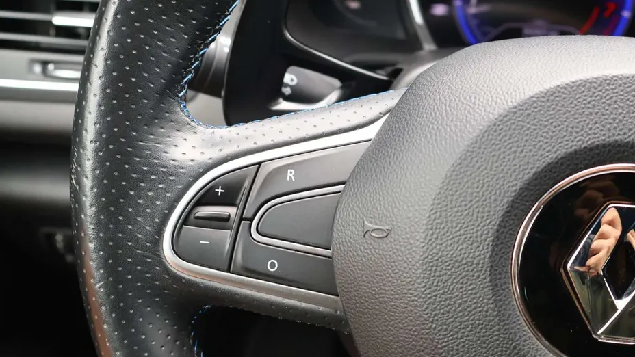 RENAULT Megane -