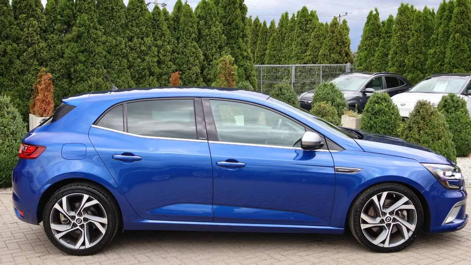 RENAULT Megane -