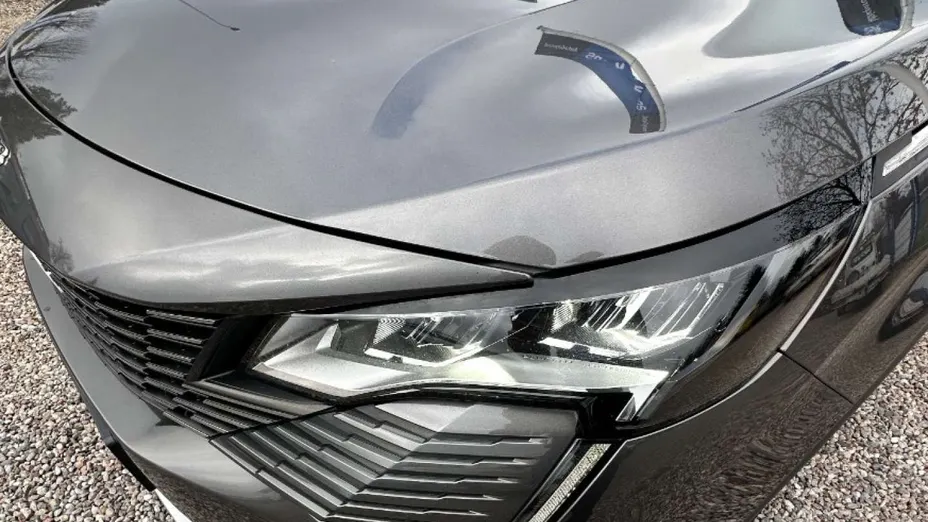 PEUGEOT 3008 -