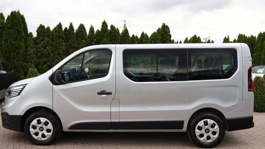 RENAULT Trafic -