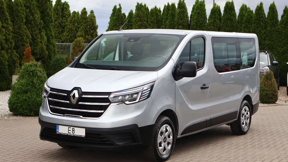 RENAULT Trafic -