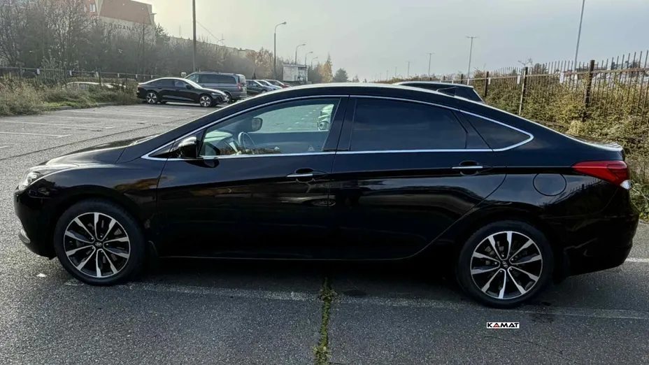HYUNDAI i40 -