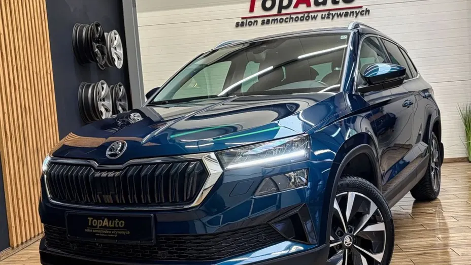 SKODA Karoq -