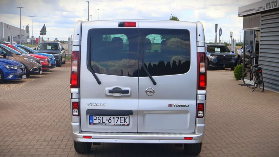 OPEL Vivaro -